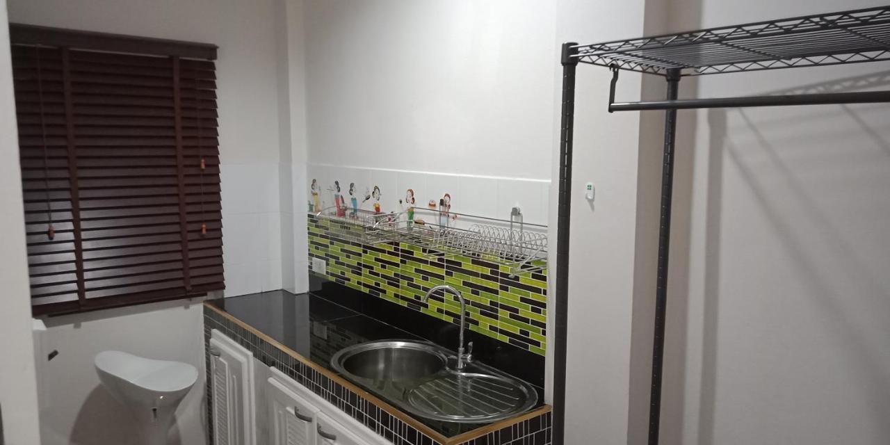 เคทู เกสเฮาส์  Hotel Chonburi Eksteriør billede