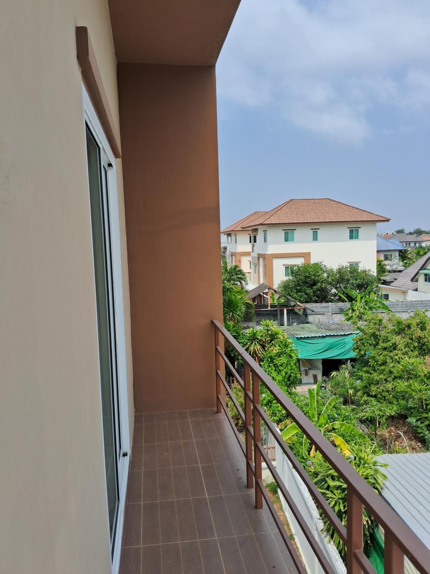 เคทู เกสเฮาส์  Hotel Chonburi Eksteriør billede