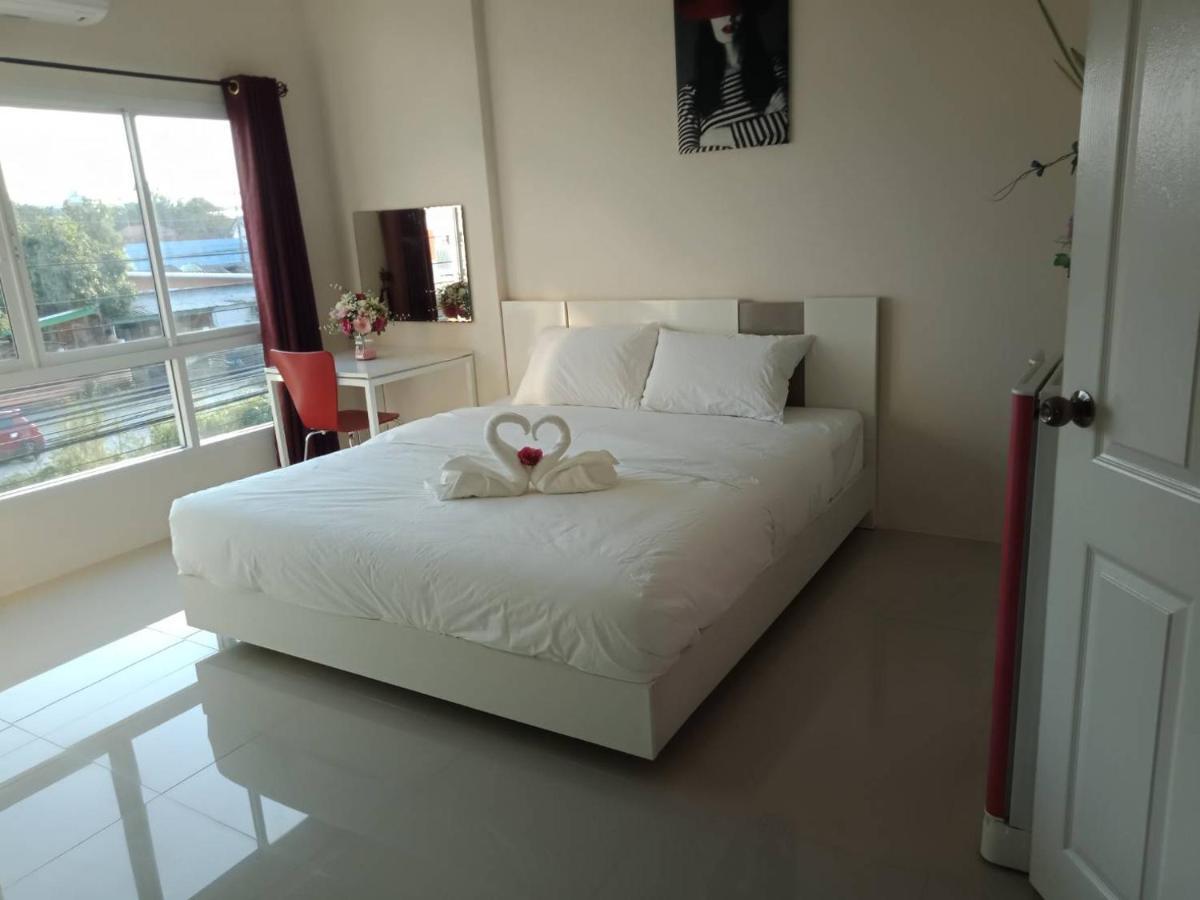 เคทู เกสเฮาส์  Hotel Chonburi Eksteriør billede